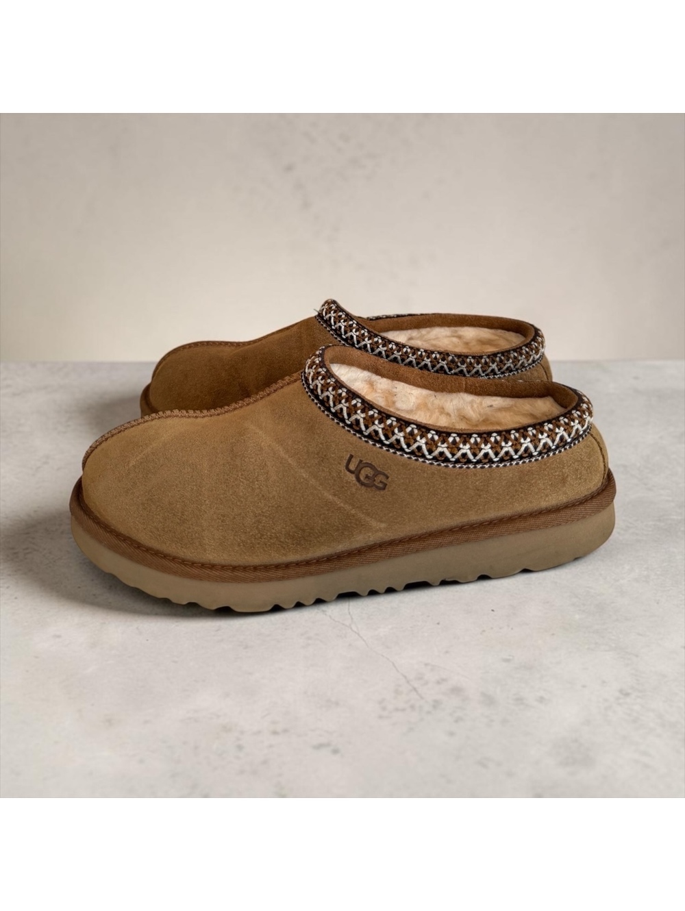 UGG Tasman Slippers Chestnut – Women’s Size 6